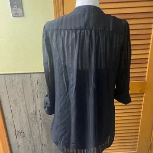 Gnu | Tops | Gnu Top | Poshmark
